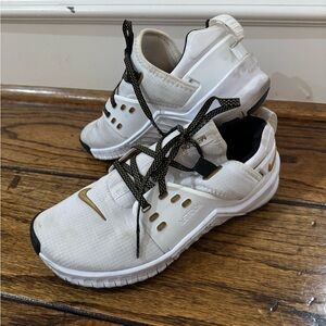 Nike Women’s Free X Metcon 2 'White Gold Training Shoes Size 8